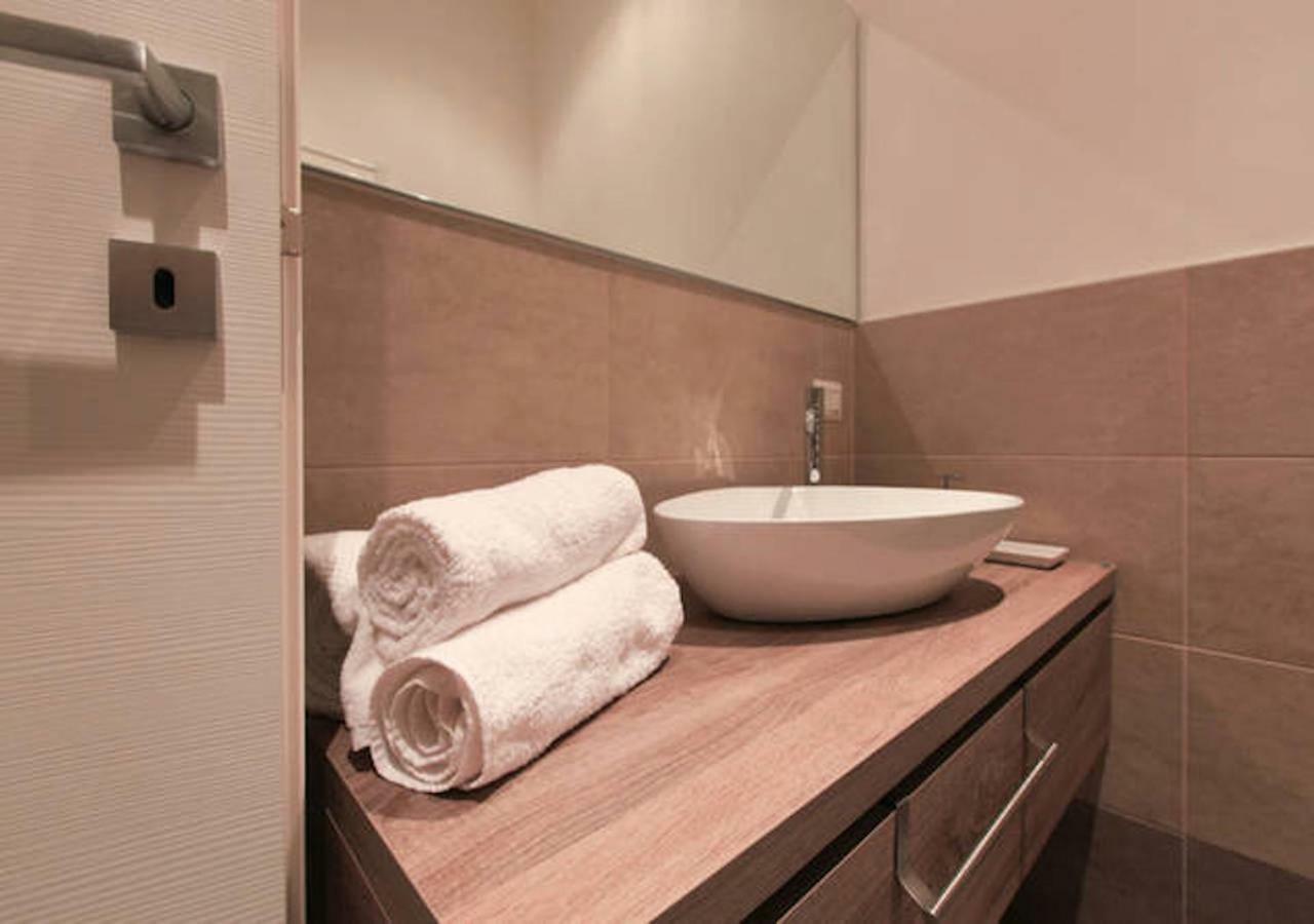 Cenisio Apartment Milan Exterior photo